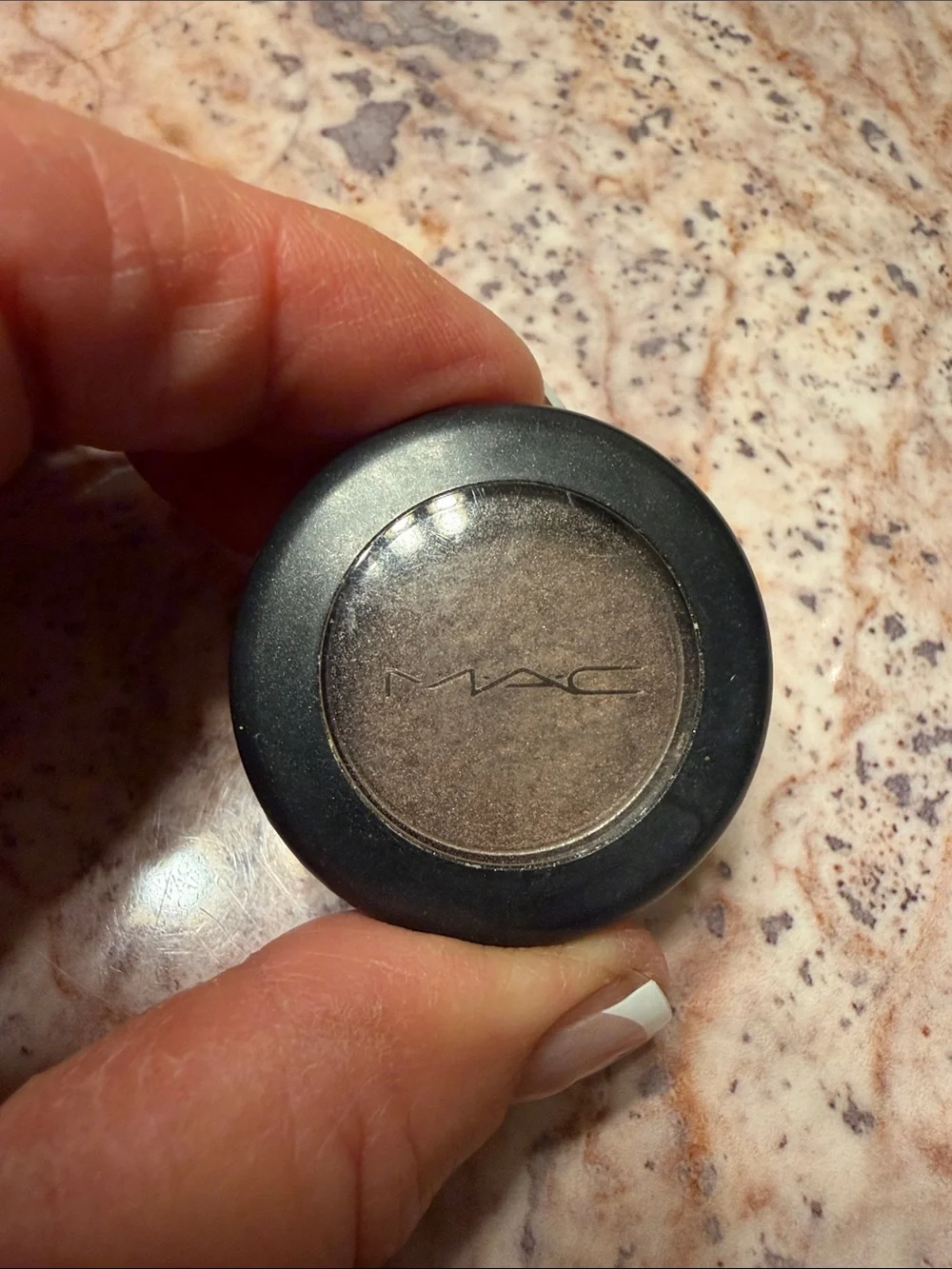 MAC Cosmetics Single Eyeshadow in Satin  Taupe